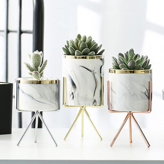 MARBLE VASE